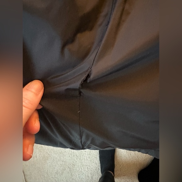 Canada Goose Shelbourne Parka - Picture 15 of 15